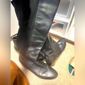 BCBG boot size 7